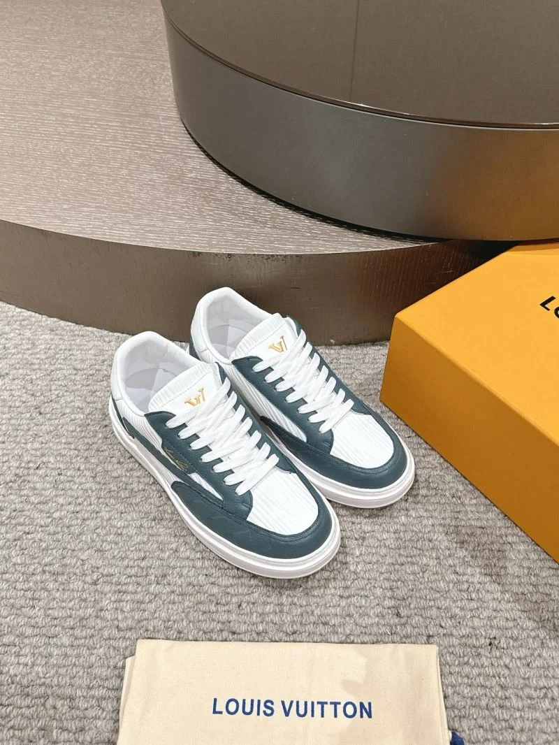 Louis Vuitton Low Shoes Supportive 32282