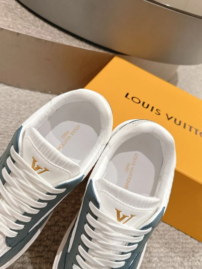 Louis Vuitton Low Shoes Supportive 32282