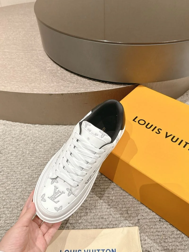 Louis Vuitton Low Shoes Bright 32277