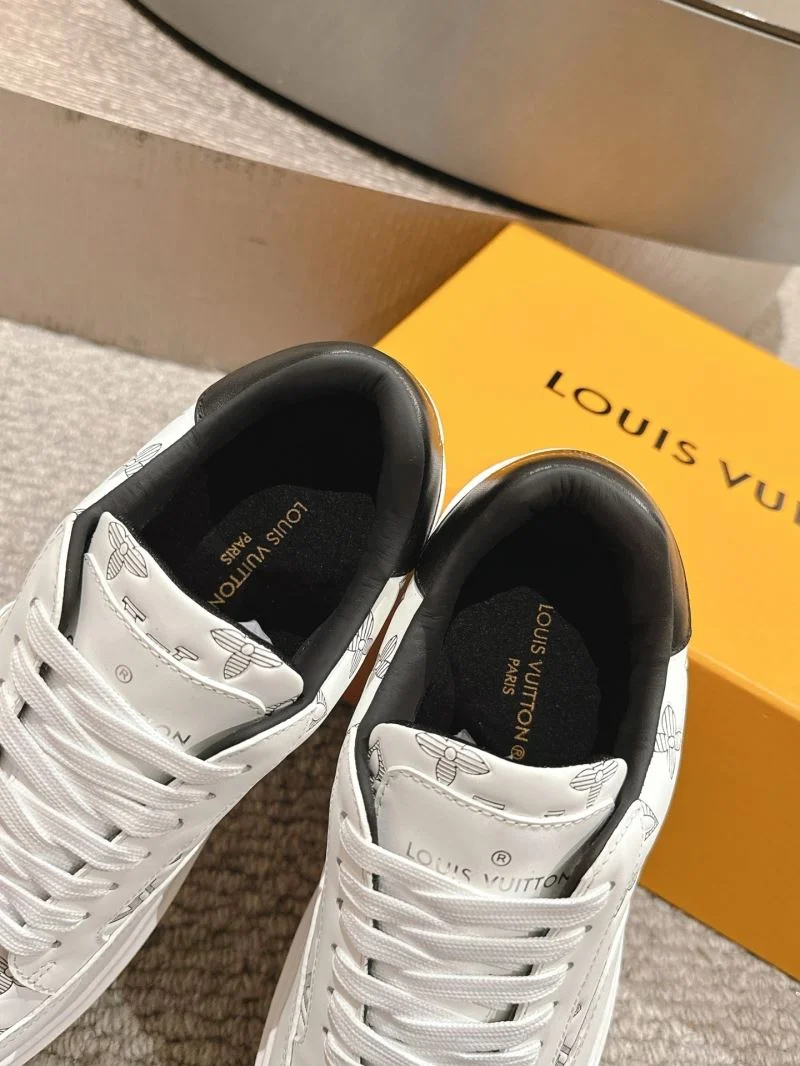 Louis Vuitton Low Shoes Bright 32277