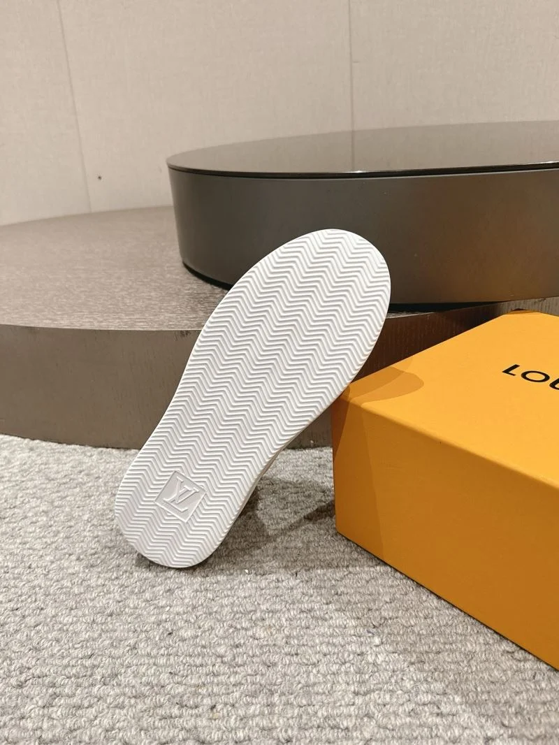Premium Louis Vuitton Low Shoes 32276