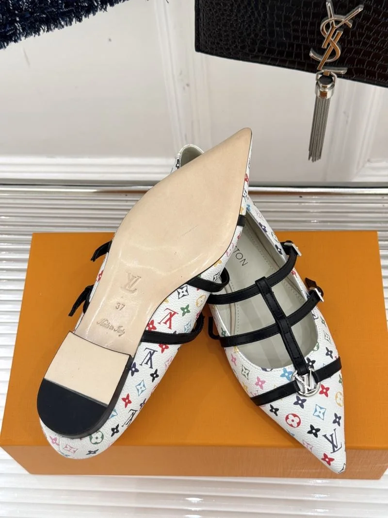 Casual Louis Vuitton Low Shoes 32283