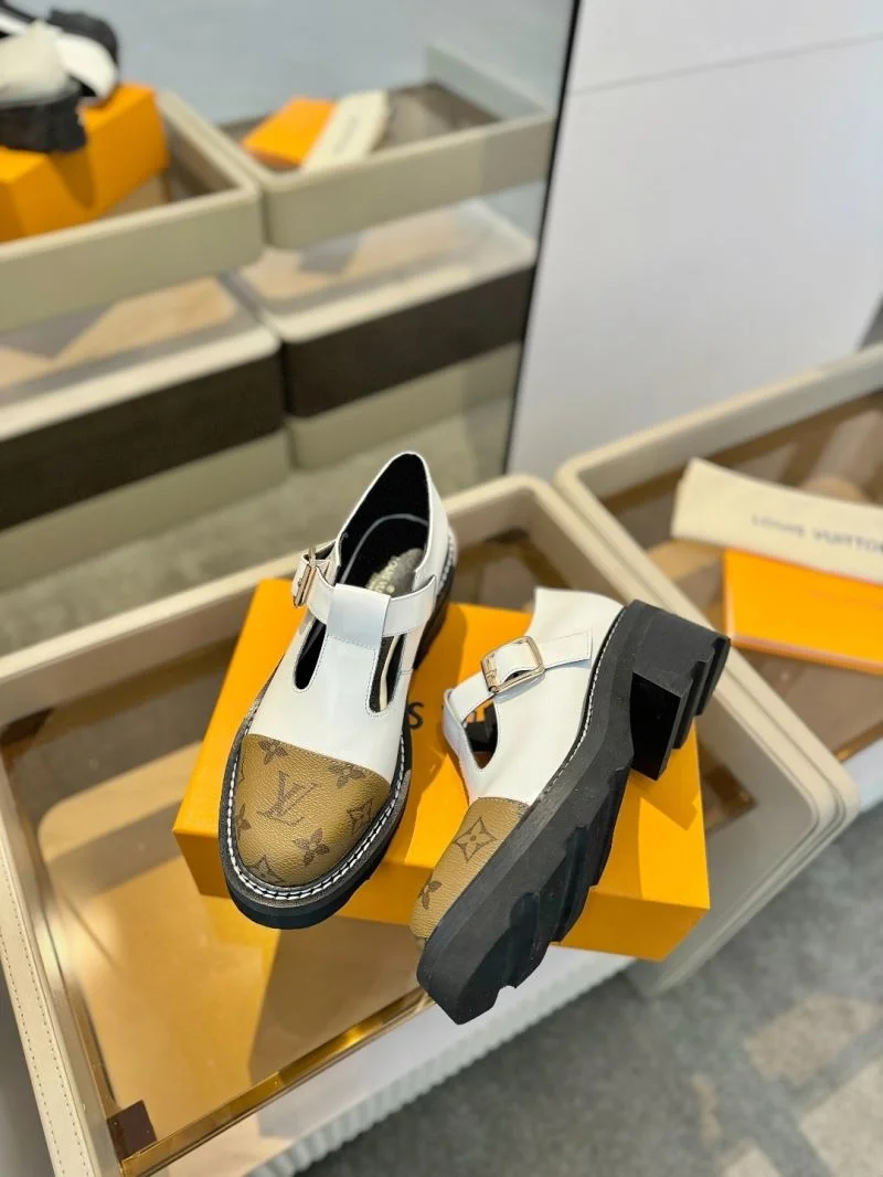 Louis Vuitton Low Shoes Cozy 31938