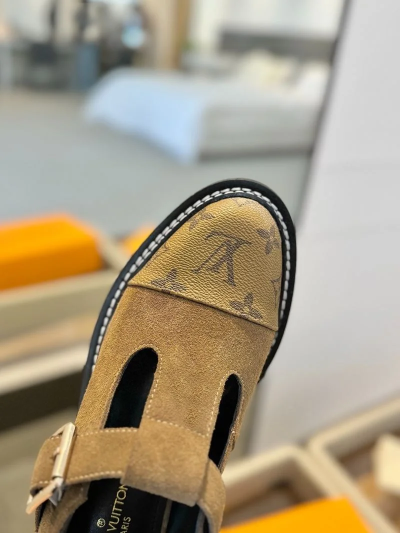 Louis Vuitton Low Shoes Cozy 31939