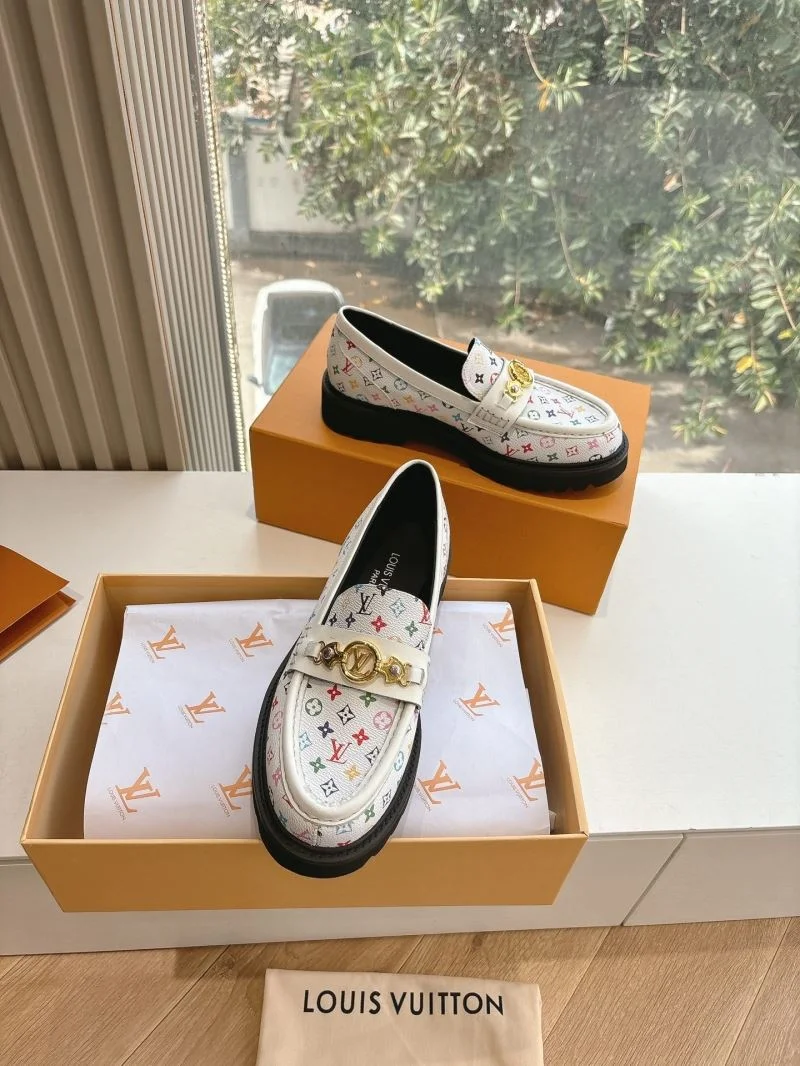 NewStyle Louis Vuitton Low Shoes 31947
