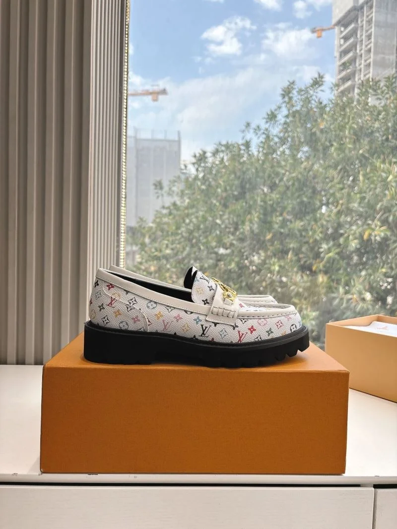 NewStyle Louis Vuitton Low Shoes 31947
