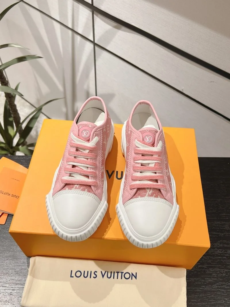 Classic Louis Vuitton Low Shoes 31956