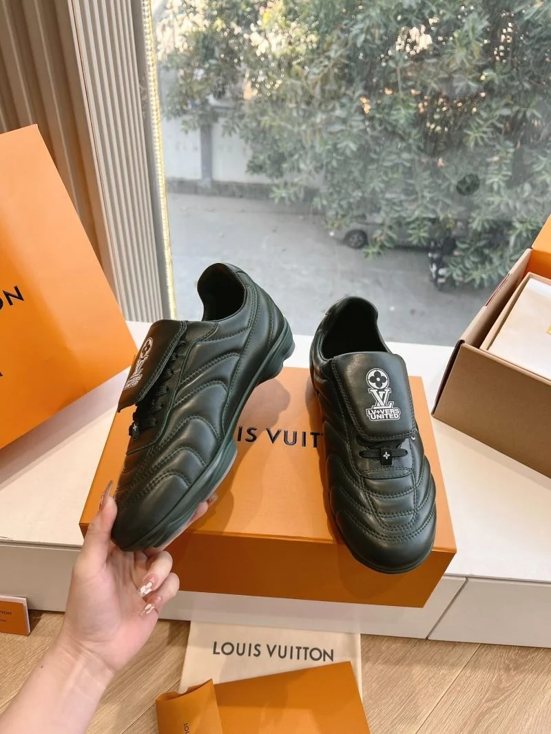 Louis Vuitton Low Shoes Lightweight 31954
