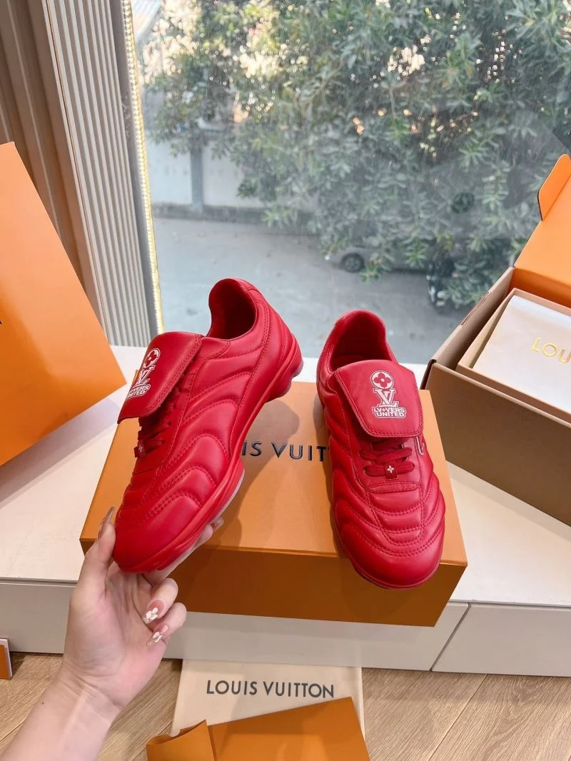 Louis Vuitton Low Shoes Bright 31958