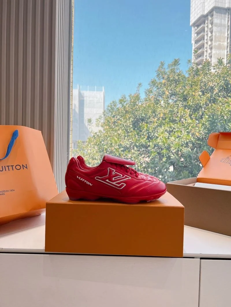 Louis Vuitton Low Shoes Bright 31958