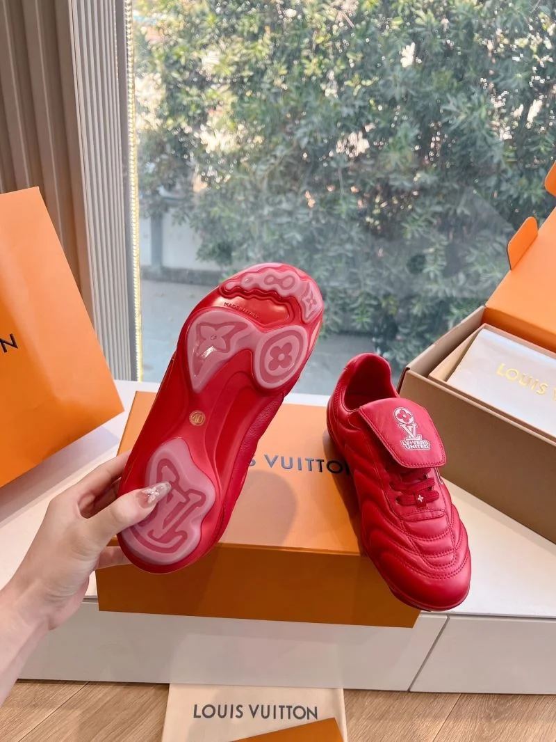 Louis Vuitton Low Shoes Bright 31958