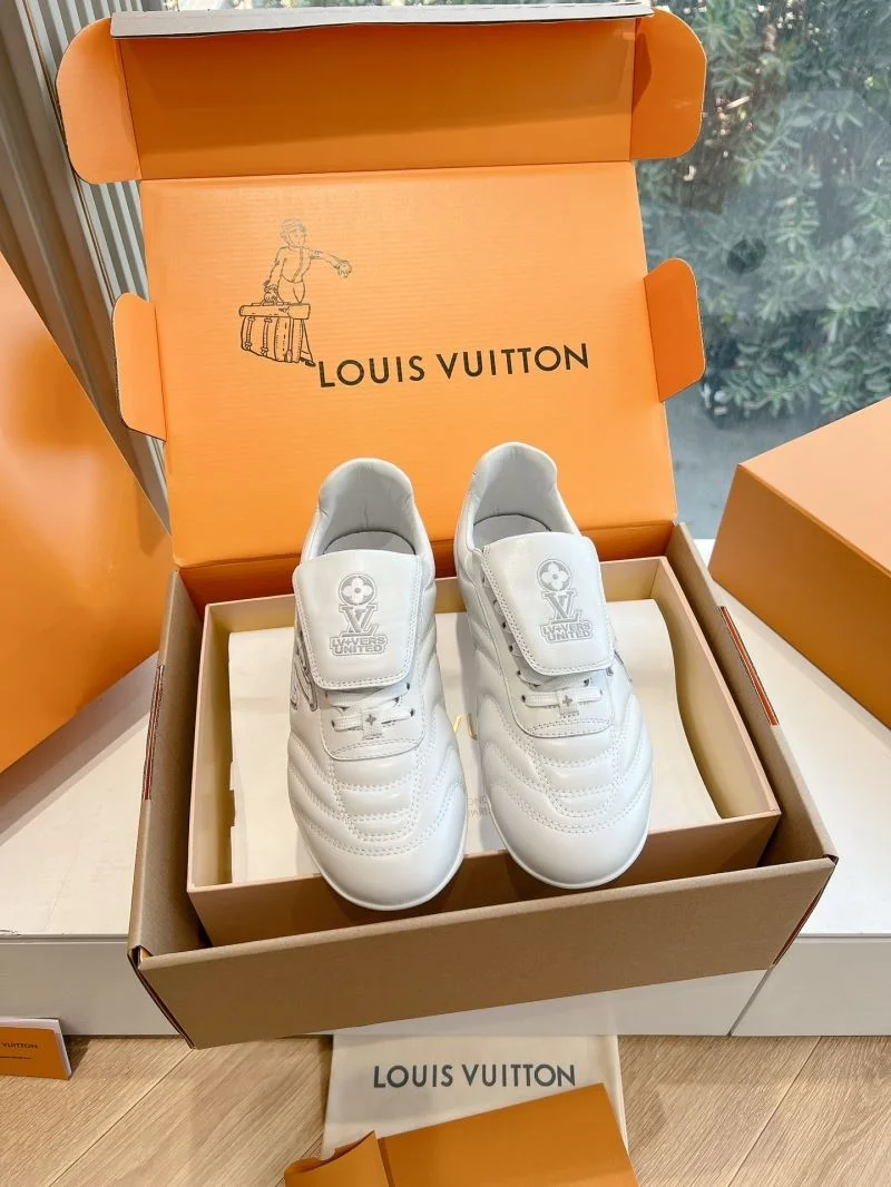Louis Vuitton Low Shoes TechFriendly 31933