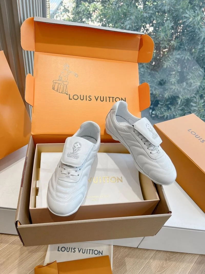 Louis Vuitton Low Shoes TechFriendly 31933
