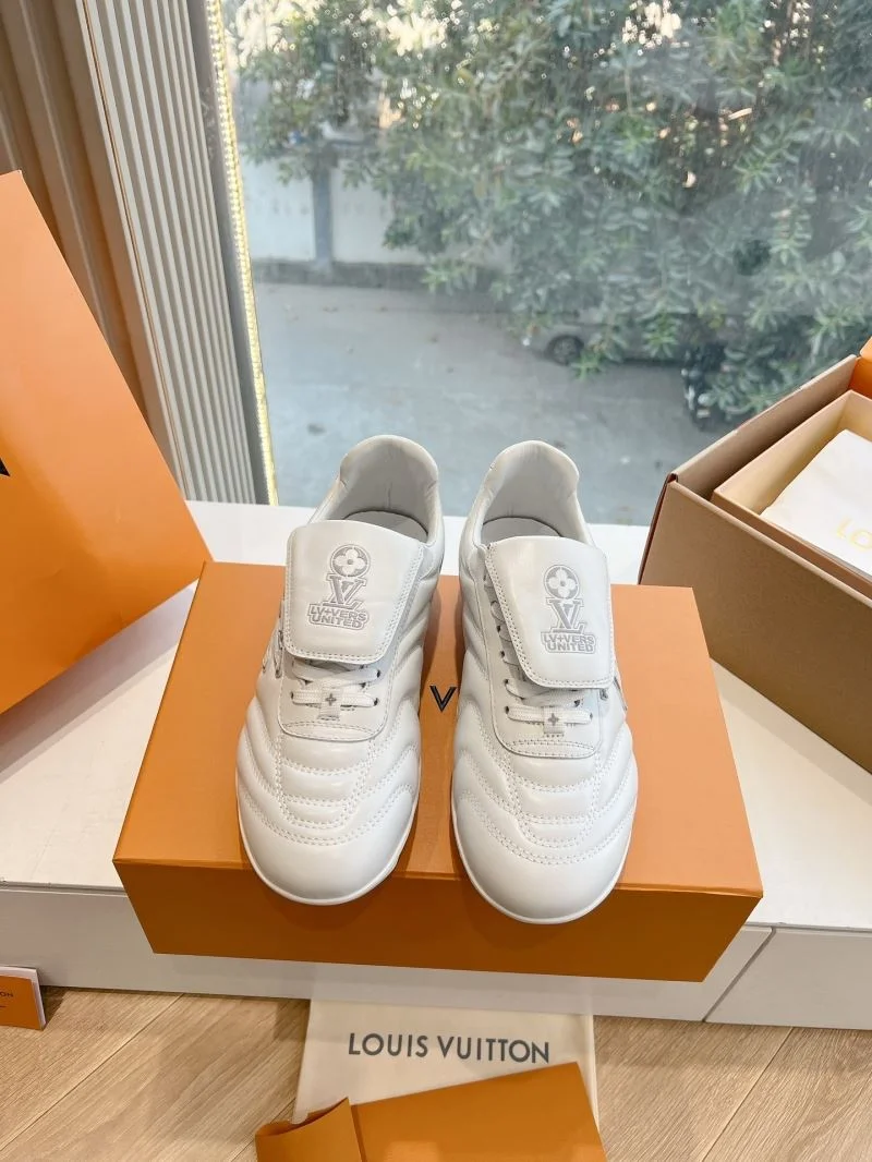 Louis Vuitton Low Shoes TechFriendly 31933