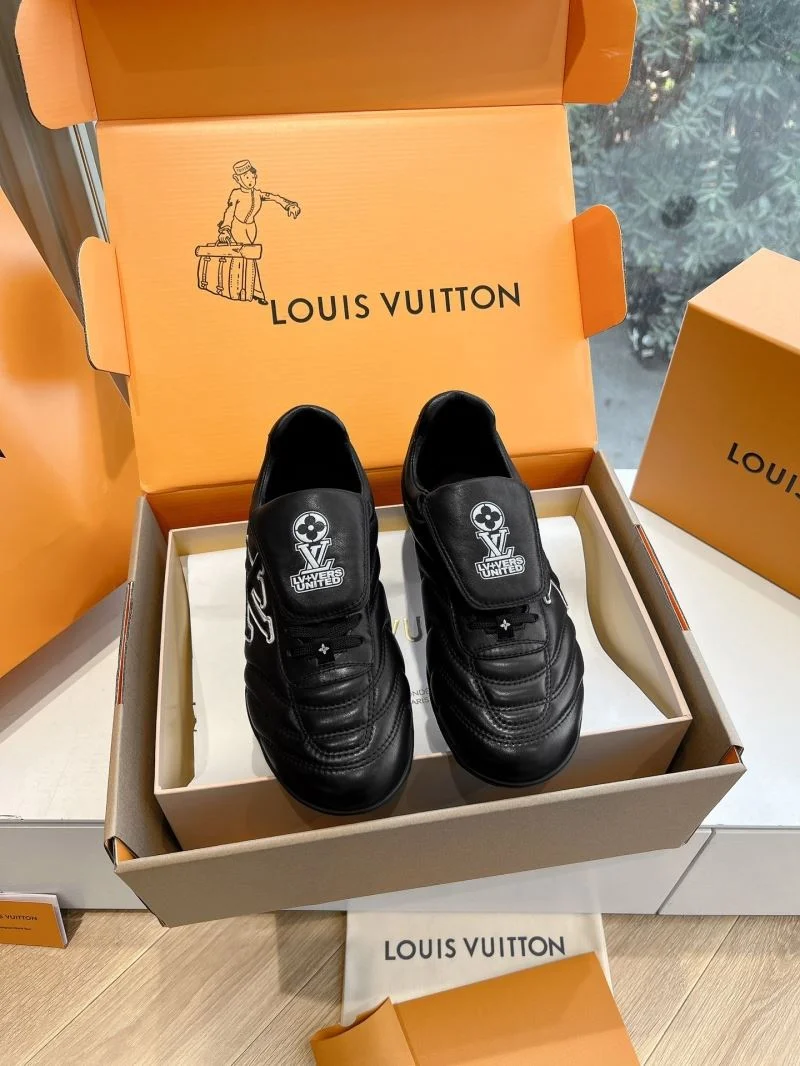 Louis Vuitton Low Shoes Classic 31931