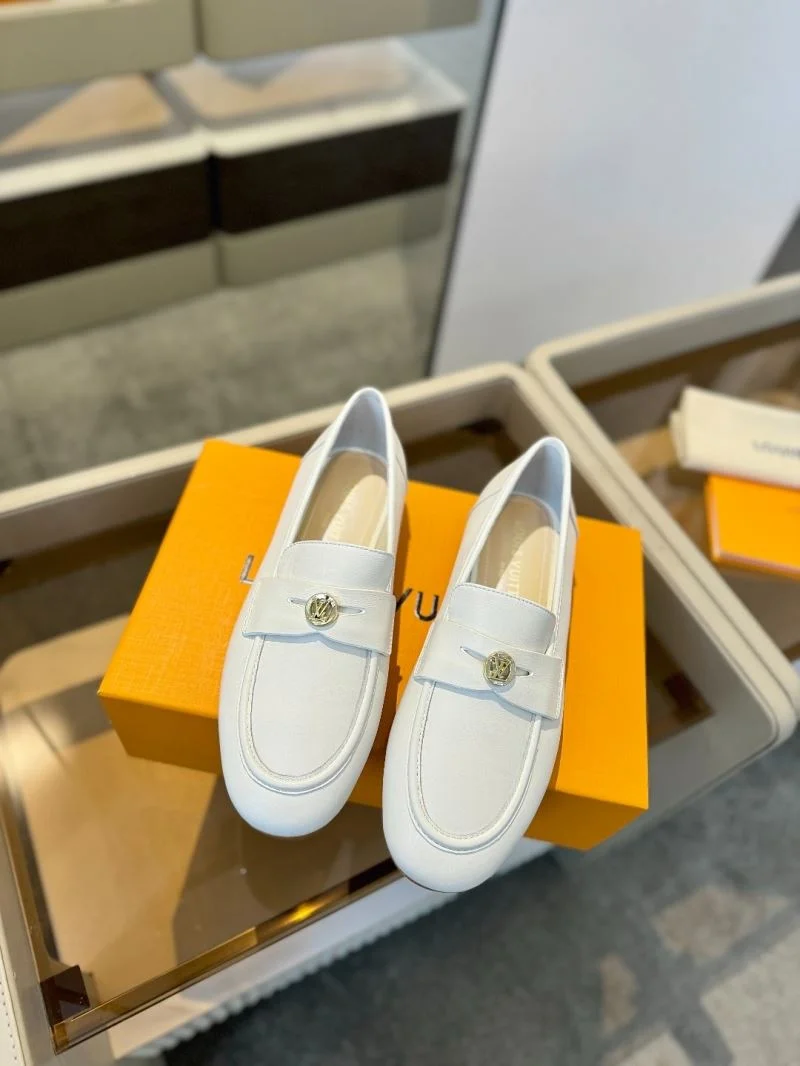Efficient Louis Vuitton Low Shoes 31941