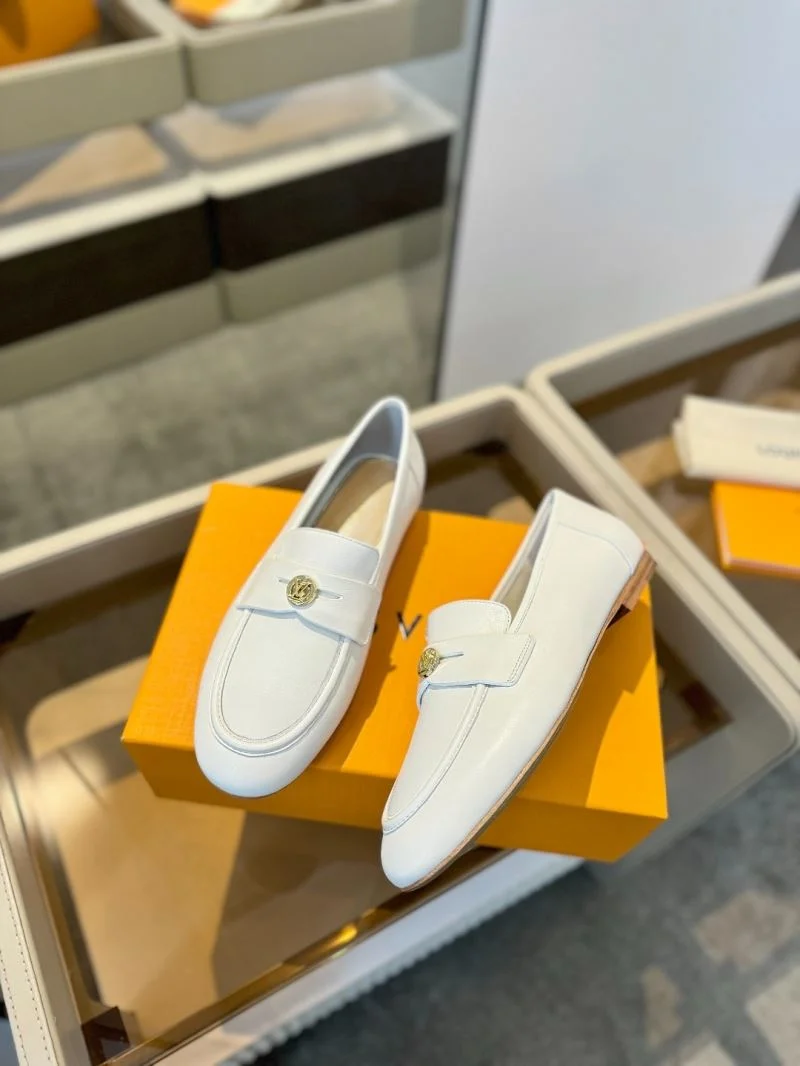 Efficient Louis Vuitton Low Shoes 31941