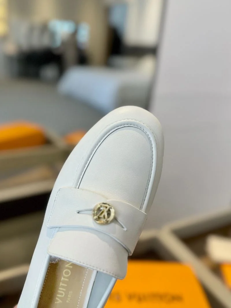 Efficient Louis Vuitton Low Shoes 31941