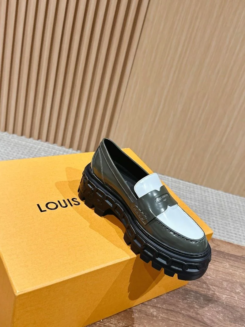 Louis Vuitton Low Shoes MoistureWicking 31926