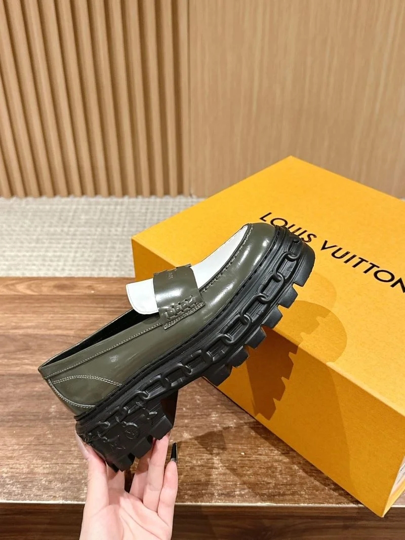 Louis Vuitton Low Shoes MoistureWicking 31926