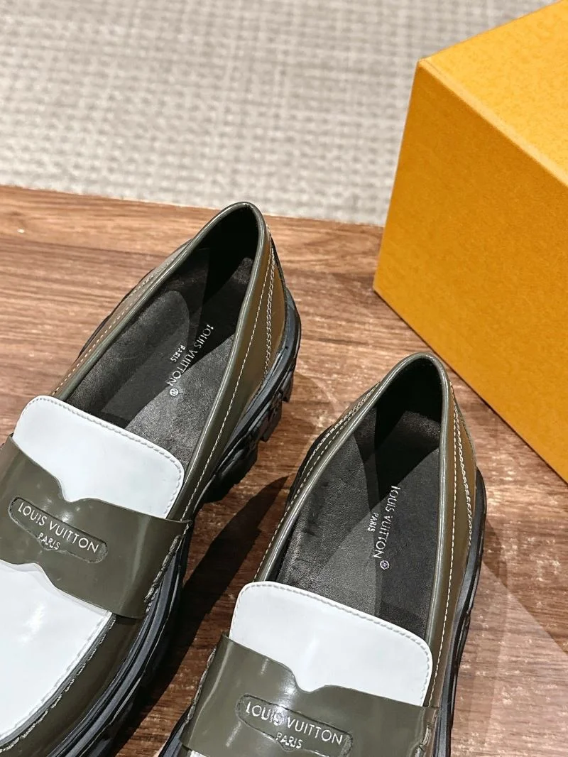 Louis Vuitton Low Shoes MoistureWicking 31926
