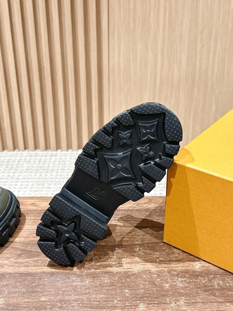 Louis Vuitton Low Shoes MoistureWicking 31926