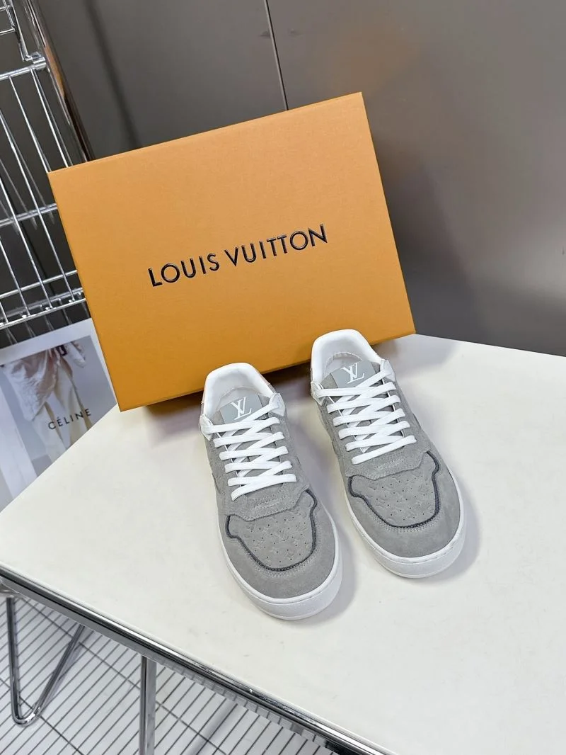 SmoothTexture Louis Vuitton Low Shoes 31919
