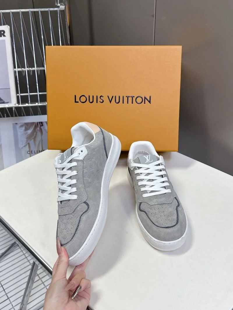 SmoothTexture Louis Vuitton Low Shoes 31919