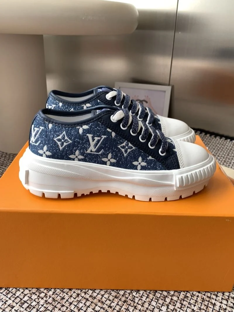 Louis Vuitton Low Shoes Comfortable 31923