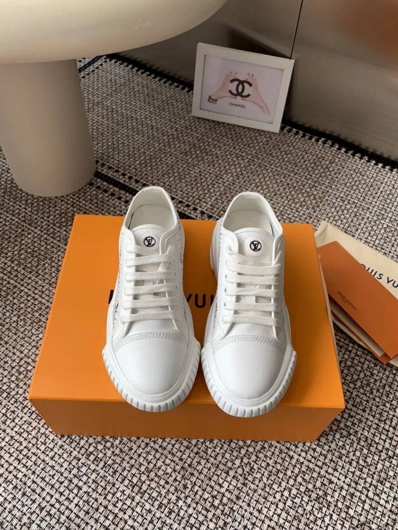 SoftTouch Louis Vuitton Low Shoes 31915