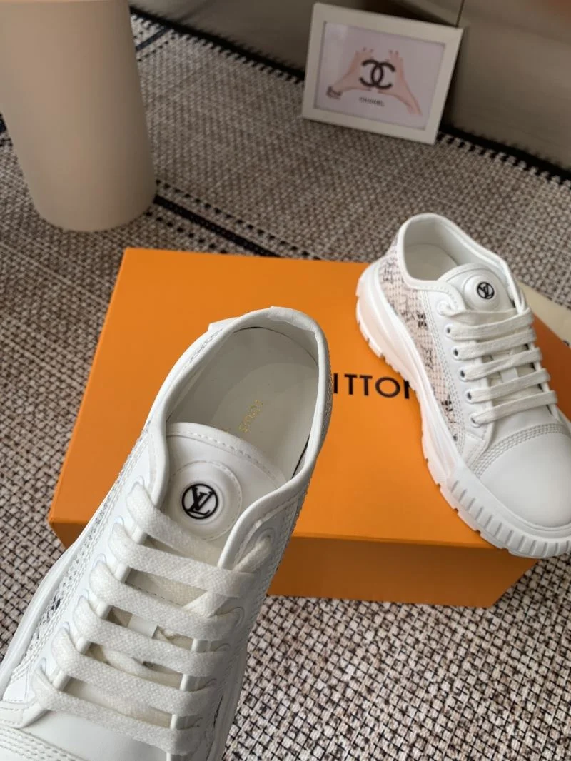 SoftTouch Louis Vuitton Low Shoes 31915
