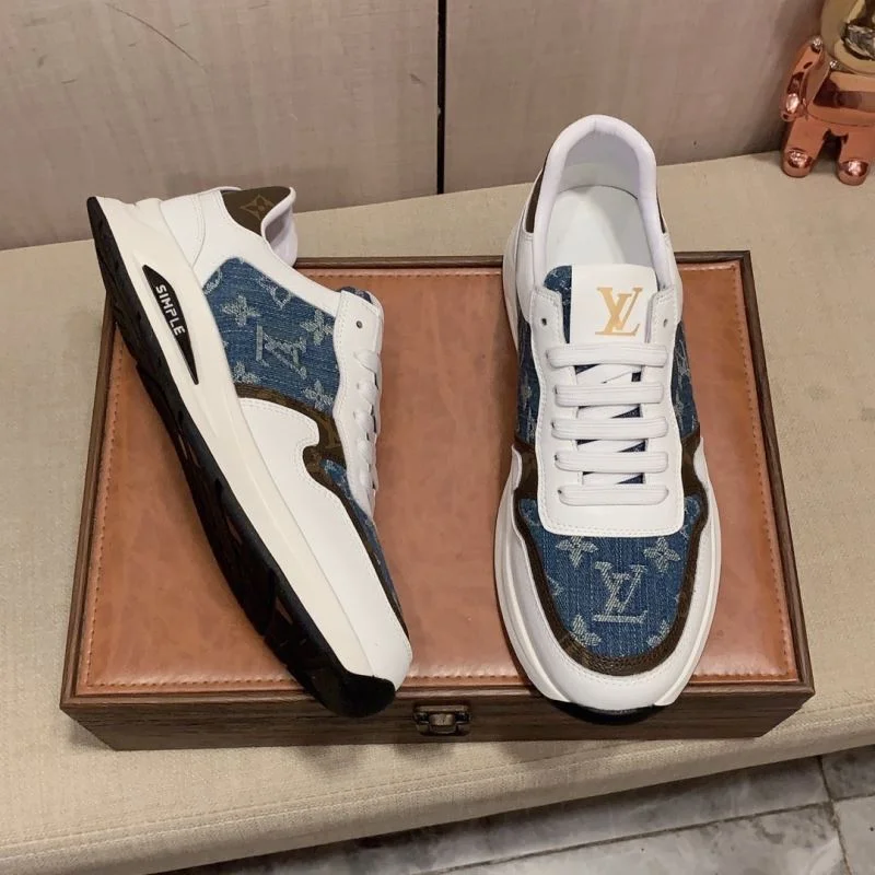 Louis Vuitton Low Shoes Practical 32957