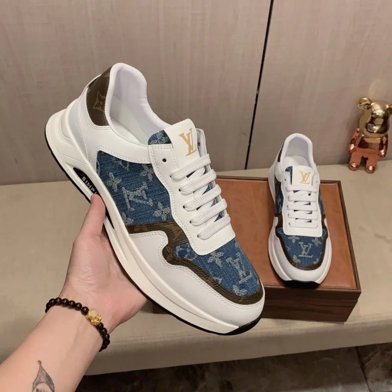 Louis Vuitton Low Shoes Practical 32957
