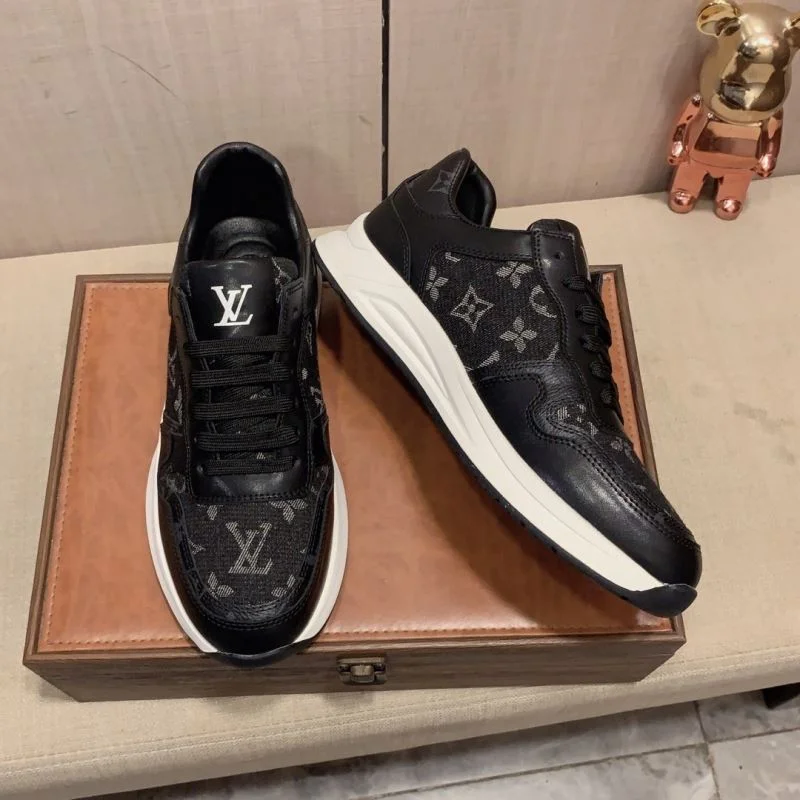 Casual Louis Vuitton Low Shoes 32976