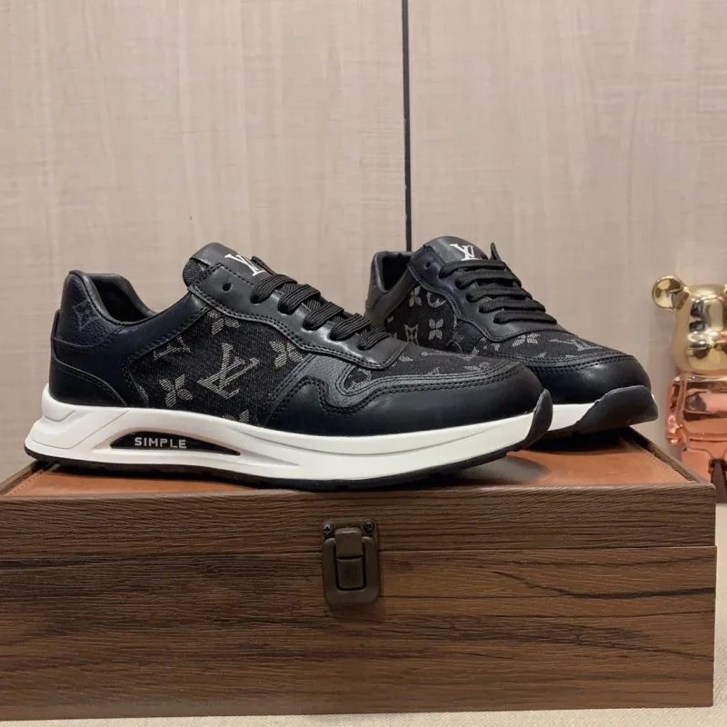 Casual Louis Vuitton Low Shoes 32976