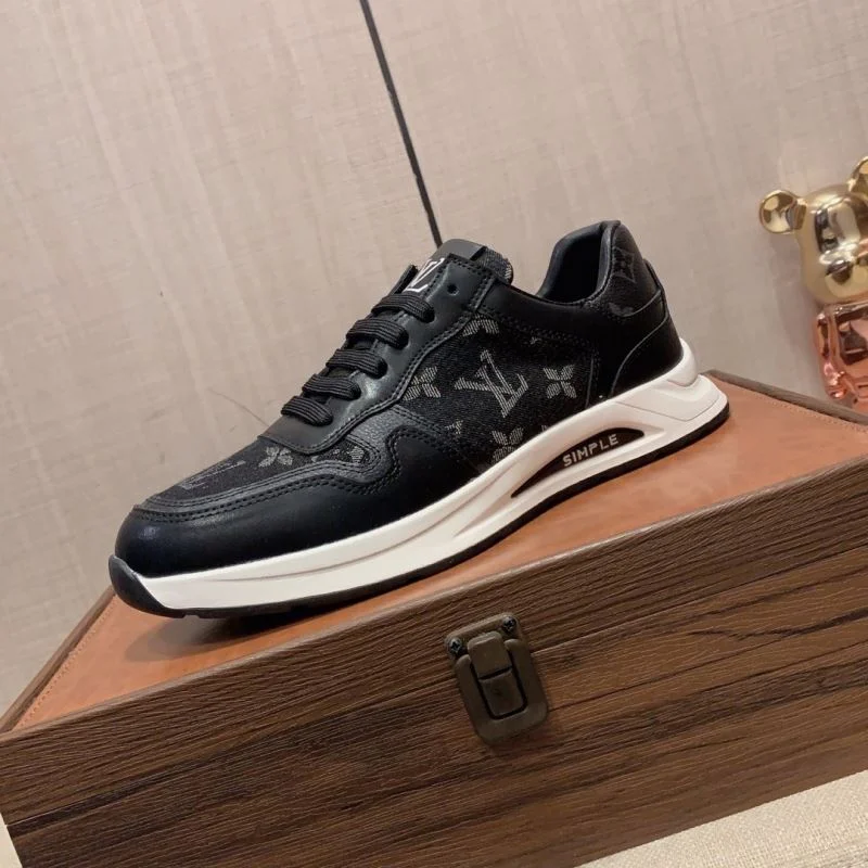 Casual Louis Vuitton Low Shoes 32976
