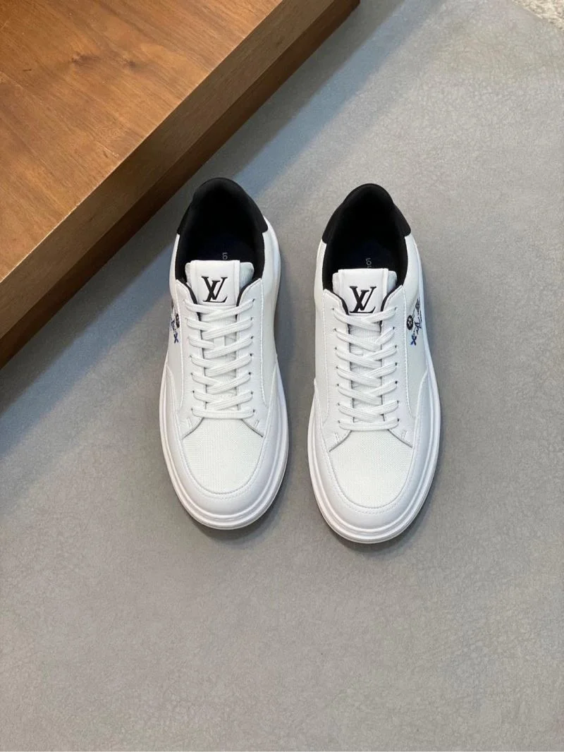 Louis Vuitton Low Shoes StreetReady 32962