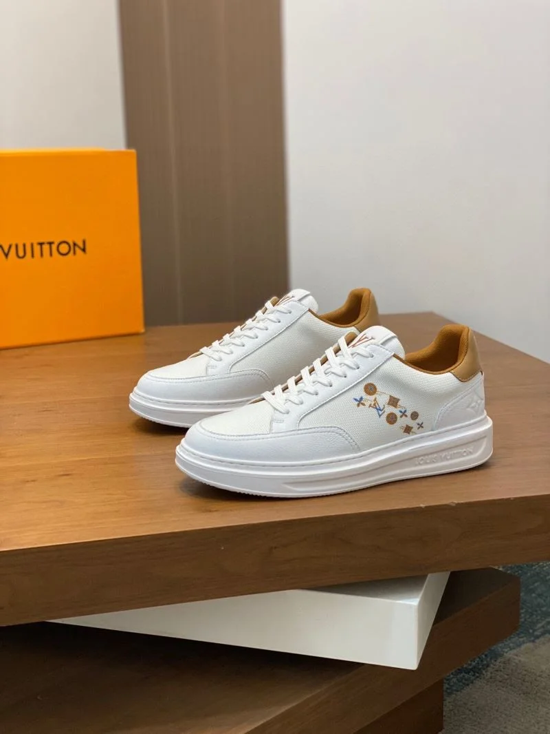 TravelReady Louis Vuitton Low Shoes 32974