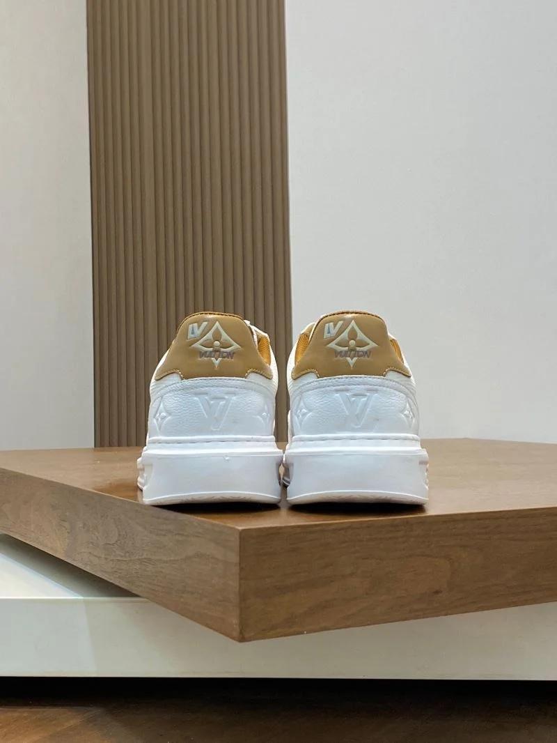 TravelReady Louis Vuitton Low Shoes 32974