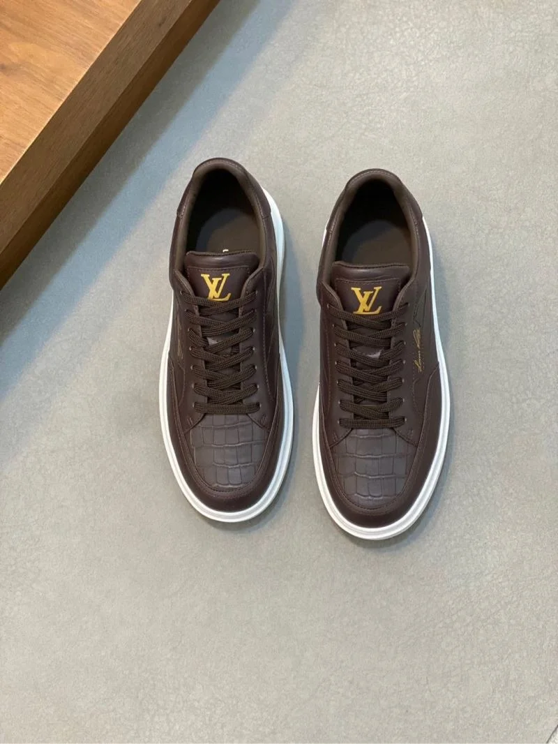 Durable Louis Vuitton Low Shoes 32949