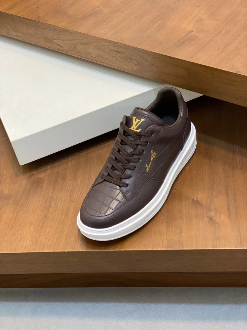 Durable Louis Vuitton Low Shoes 32949