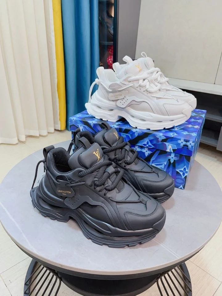 Louis Vuitton Low Shoes Original 32958