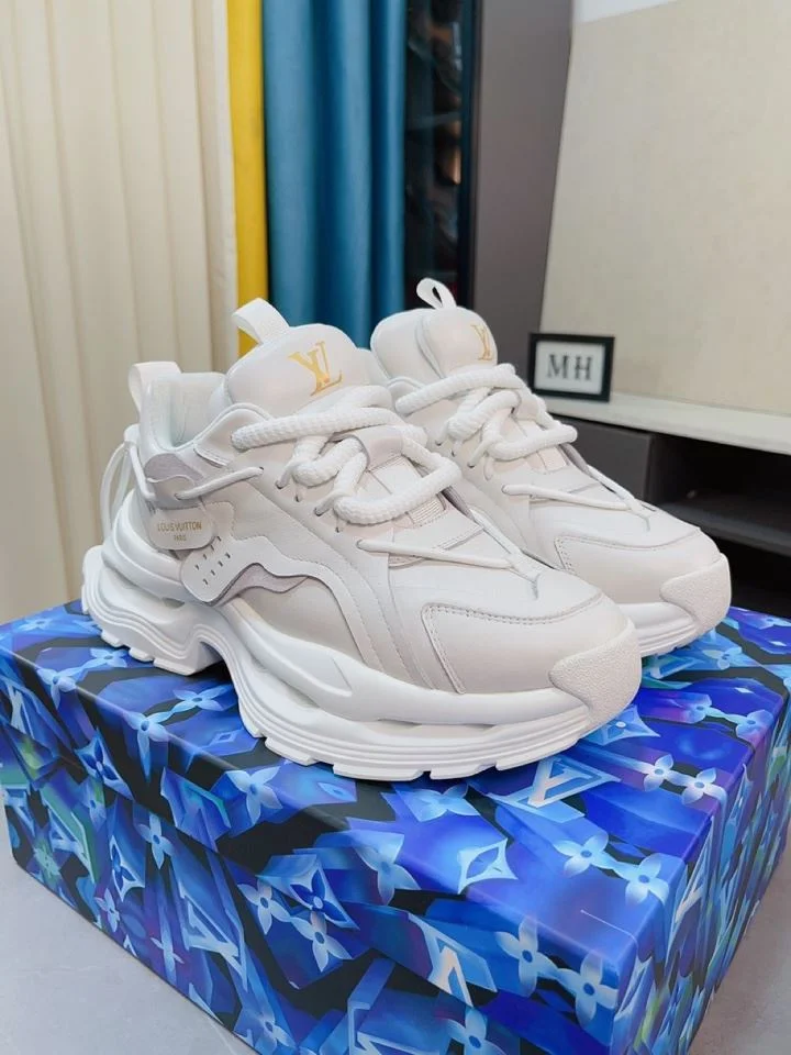 Louis Vuitton Low Shoes Original 32958