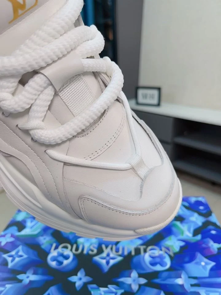 Louis Vuitton Low Shoes Original 32958