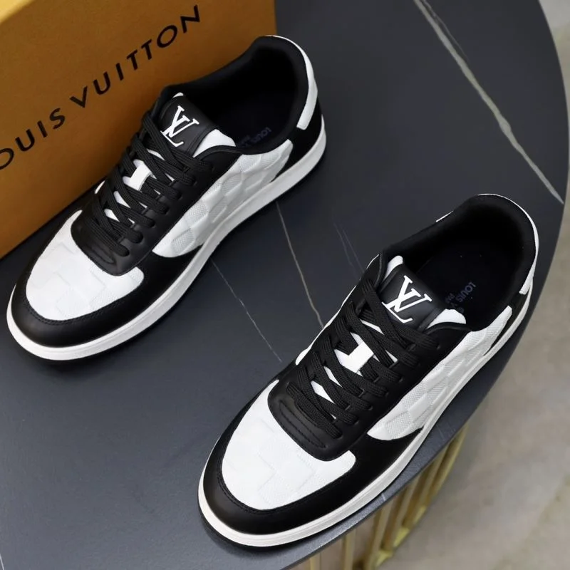 Louis Vuitton Low Shoes Stretchable 32944