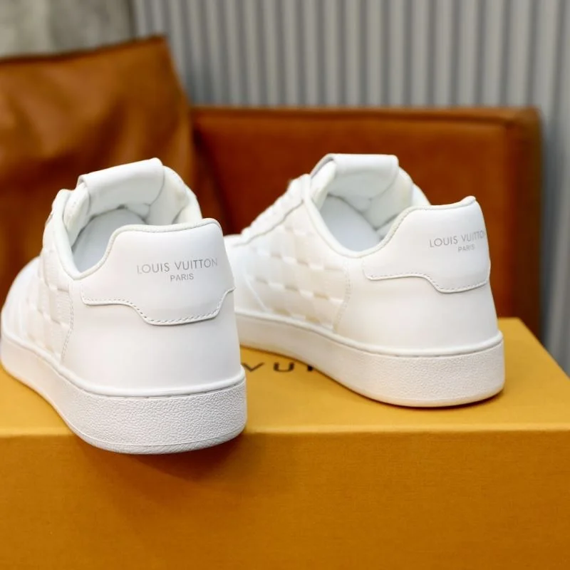 BestValue Louis Vuitton Low Shoes 32945
