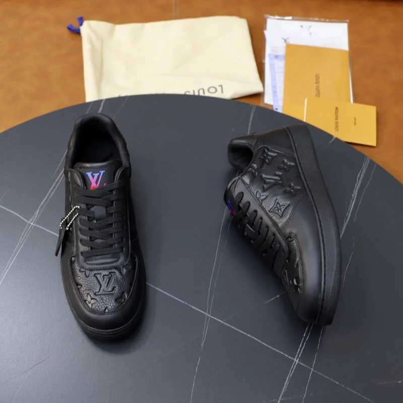 Louis Vuitton Low Shoes WaterResistant 32942