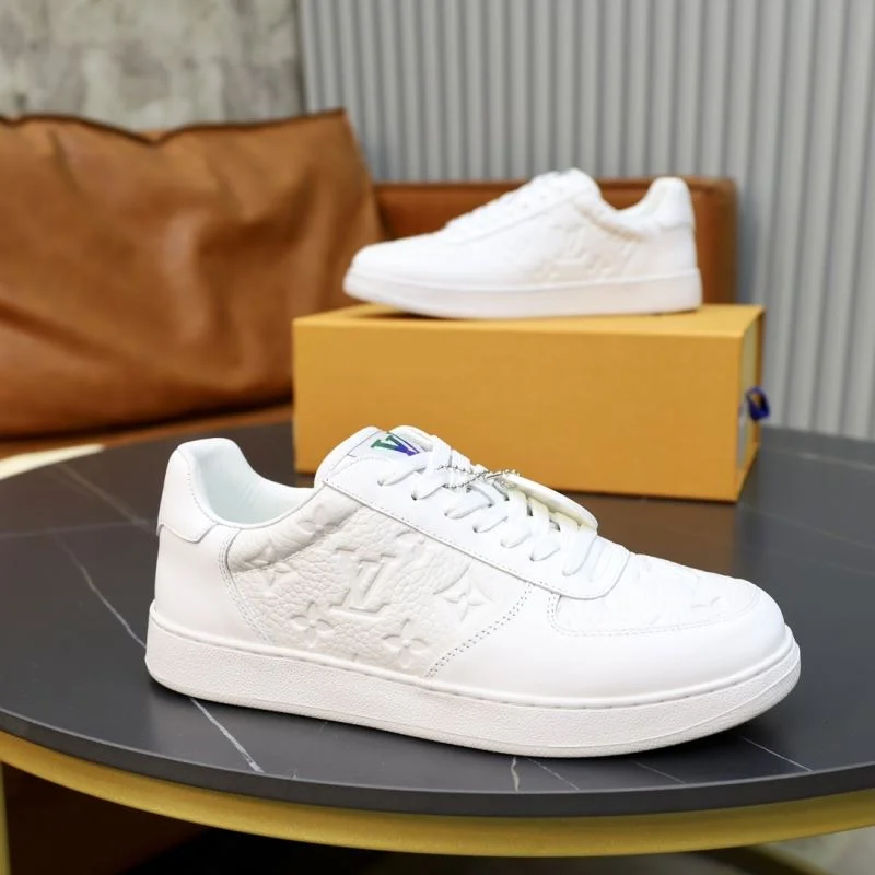 Louis Vuitton Low Shoes EyeCatching 32930