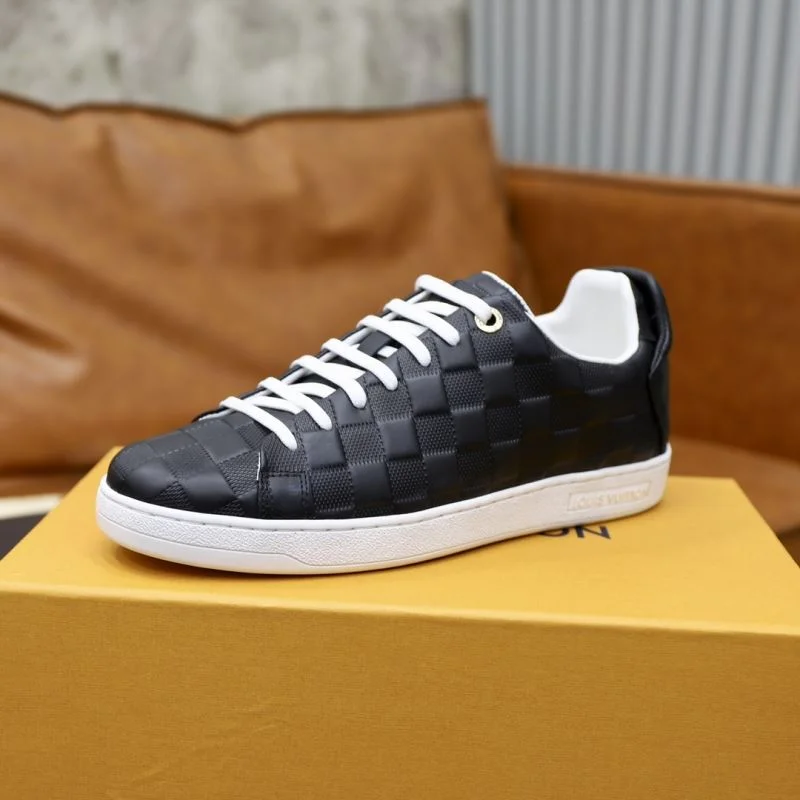 ModernLook Louis Vuitton Low Shoes 32927