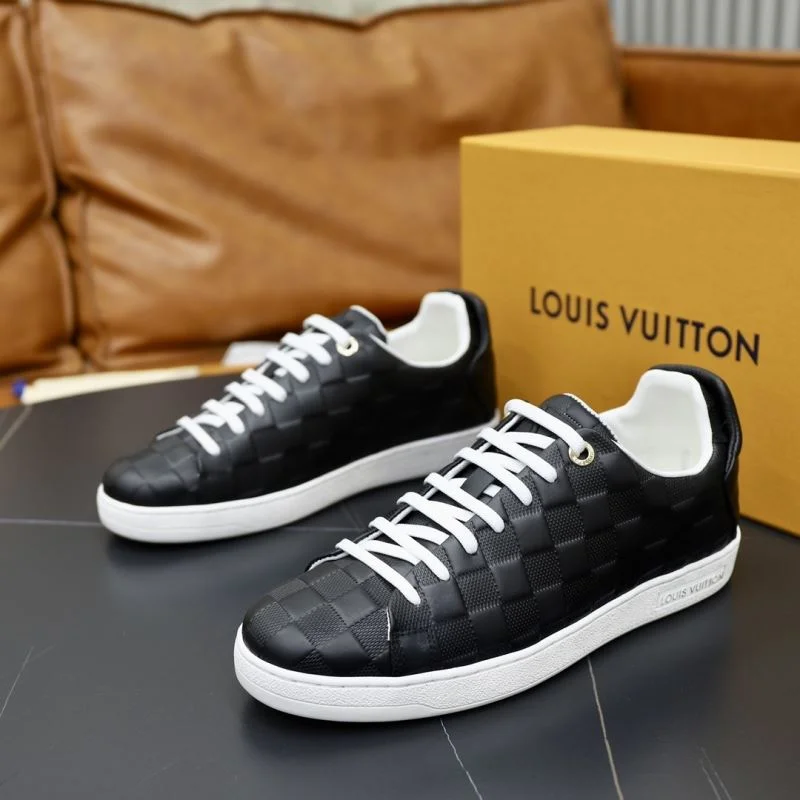 ModernLook Louis Vuitton Low Shoes 32927